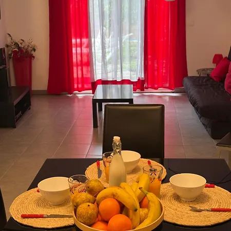 Le Paradis Cache Apartment *