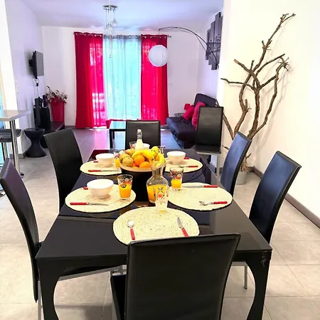 Le Paradis Cache Apartment *